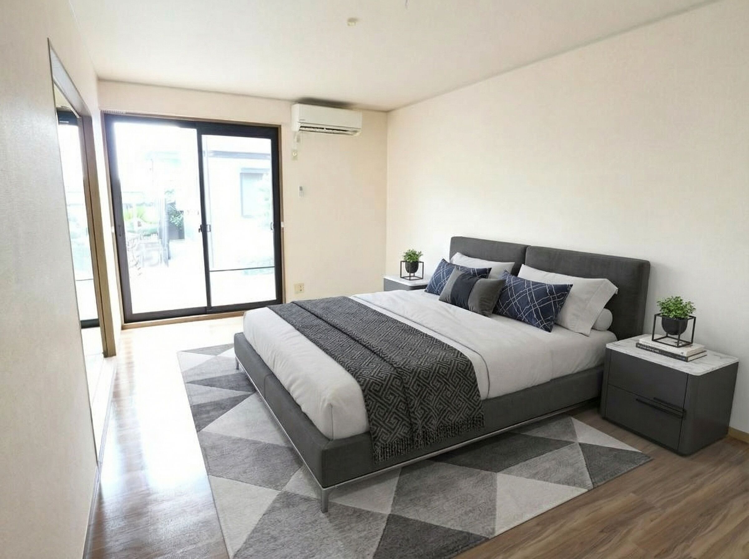 マスターベッドルーム